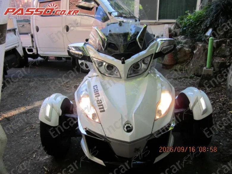 BRP Can-Am Spyder RT Limited 2016, фото 1