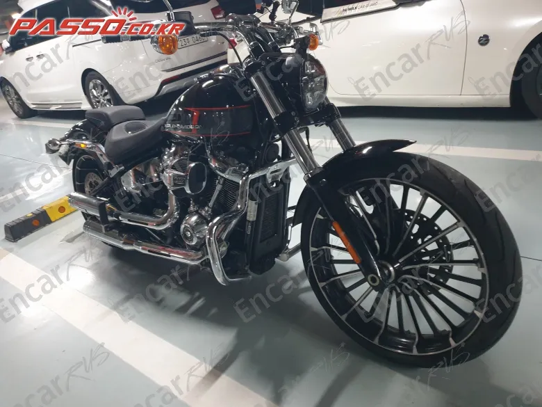 Harley-Davidson Breakout 117 2023, фото 1