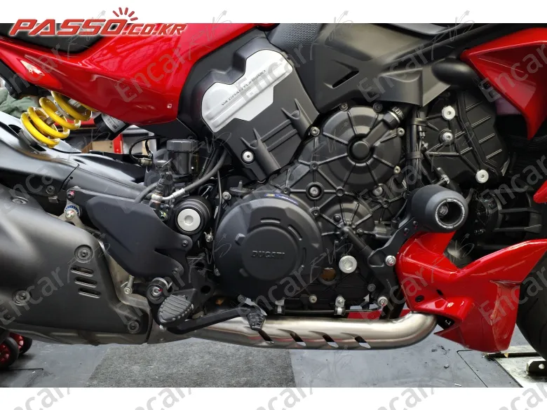 Ducati Diavel V4 2024, фото 1