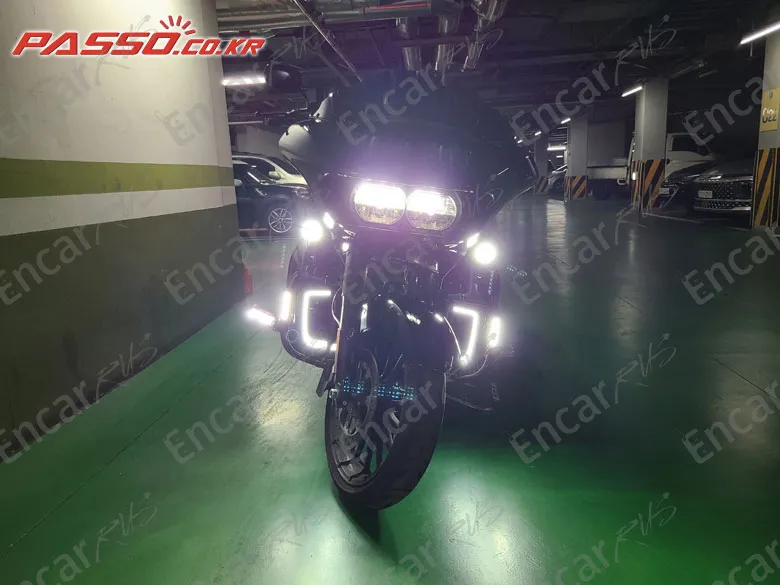 HARLEY-DAVIDSON ROAD GLIDE SPECIAL - фото 4