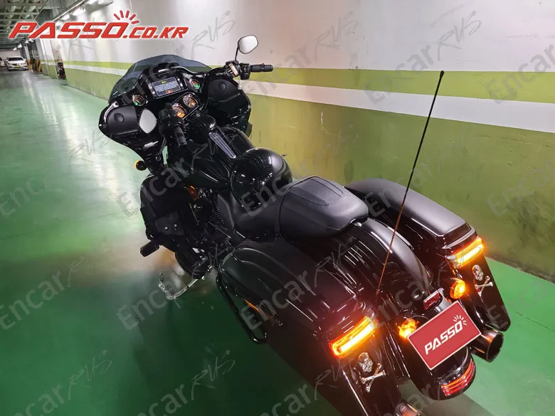 HARLEY-DAVIDSON ROAD GLIDE SPECIAL - фото 6