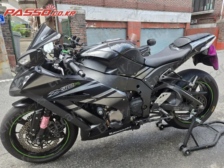 Kawasaki Zx 10 R - фото 1