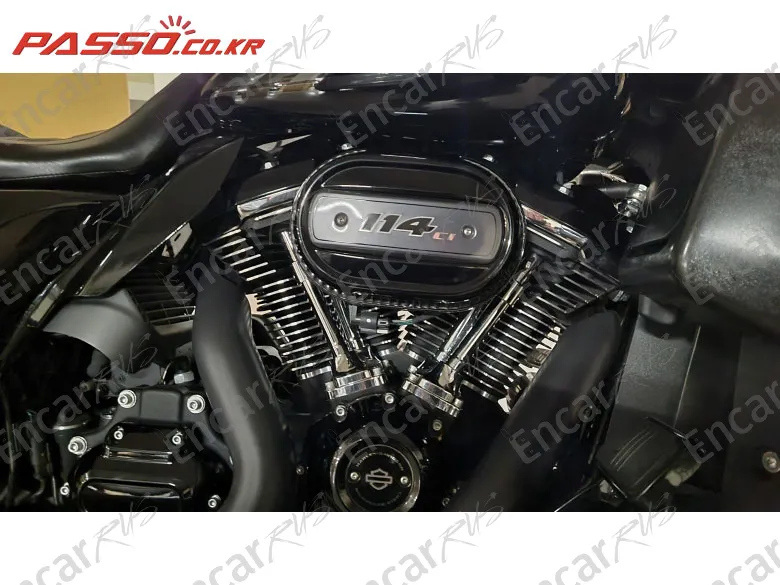 HARLEY-DAVIDSON ROAD GLIDE SPECIAL - фото 6