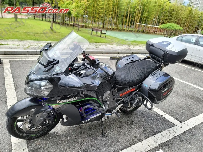 Kawasaki Gtr 1400 - фото 4