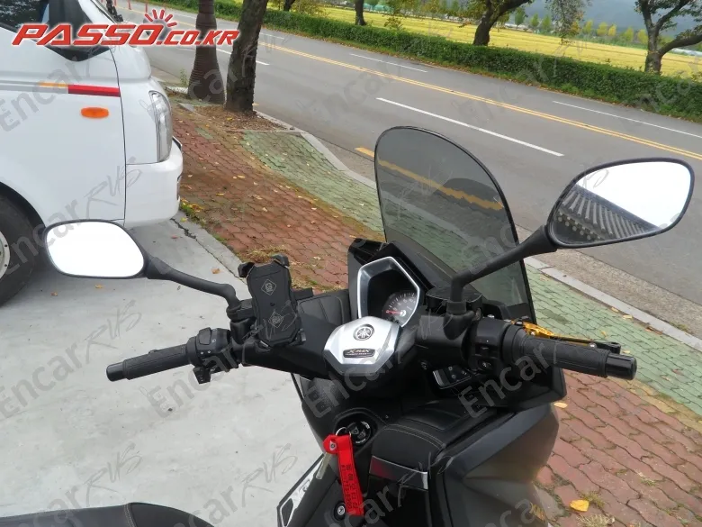 YAMAHA X MAX 400 ABS - фото 3