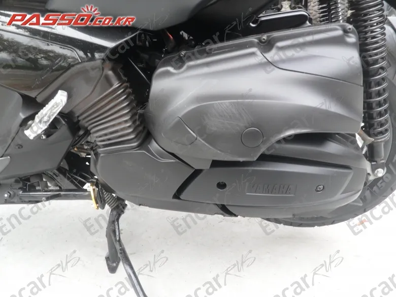 YAMAHA X MAX 400 ABS - фото 4