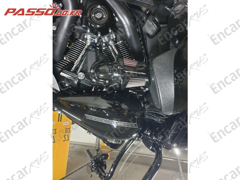 HARLEY-DAVIDSON ROAD KING SPECIAL - фото 4