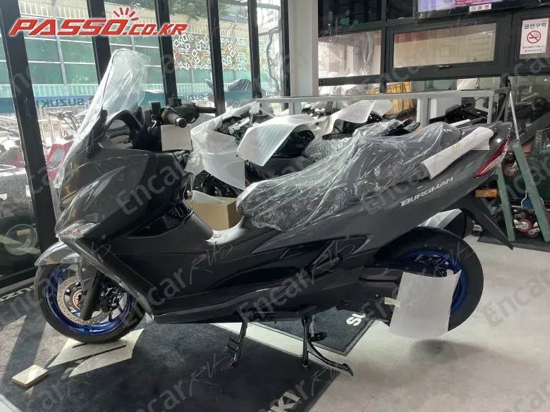 Suzuki Burgman 400 Abs - фото 1