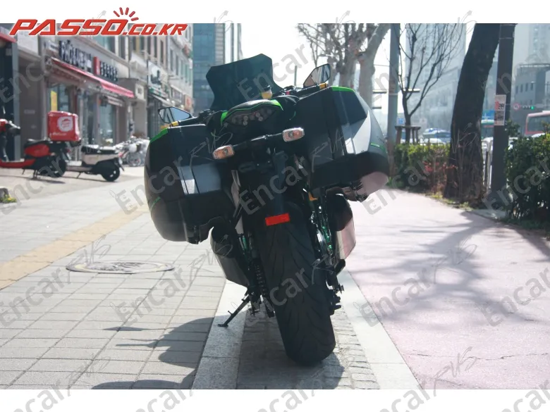 Kawasaki Z 1000 Sx - фото 2