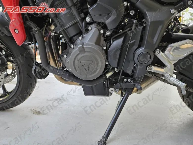 Triumph Trident 660 - фото 4