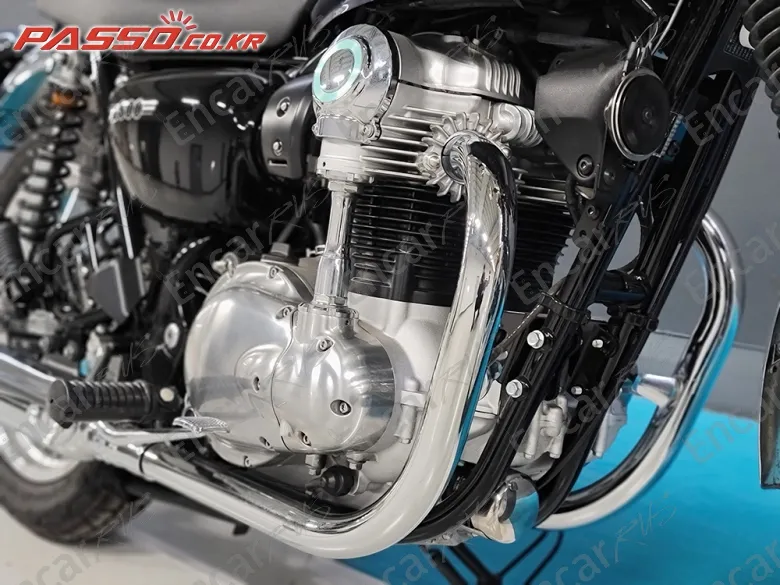 Kawasaki W 800 - фото 4