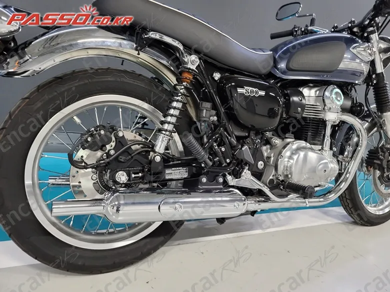 Kawasaki W 800 - фото 6